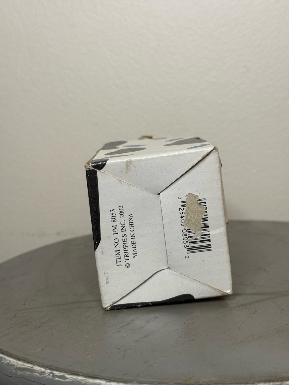 Just 1 Cowery Figurine in Cow Print Box - Picture 4 of 4